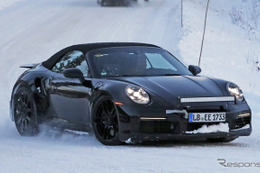 豪雪にあらわれた新型 911、610馬力の「ターボS カブリオレ」か 画像