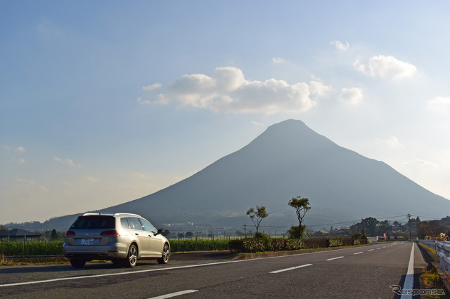 本土最南端の火山、開聞岳に向けて走る。
