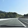 九州自動車道をクルーズ中。高速巡航はフリードが最も好フィールを示すステージだった。