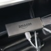 ストリーミング再生で用いているのはAmazon fire TV stick。定番のアイテムだが車内でも映像、音楽ストリーミングにフル活用する。