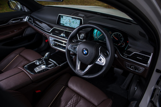 BMW 740i M Sport