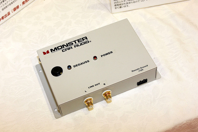 ［写真MC-1］モンスターカーオーディオ「MCA DSC-01」