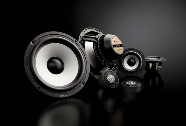 BEWITH」から完全新設計の高音質スピーカー『Reference AM』シリーズが