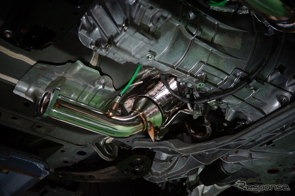 RZ34『フェアレディZ』のV6ツインターボが本領を発揮、HKSが「メタル