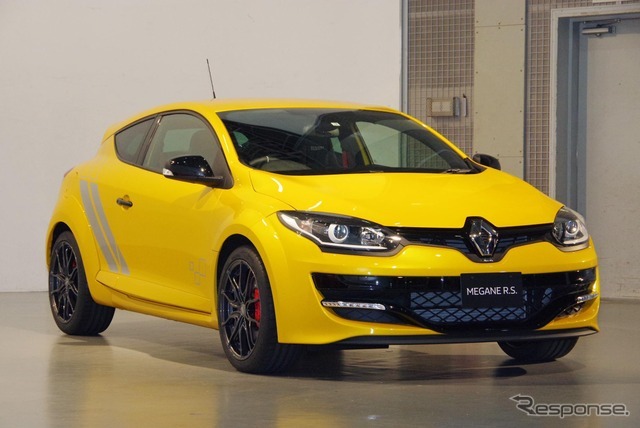 ルノー メガーヌ R S 最終モデルに日本限定車 パックスポール 台のみ Push On Mycar Life