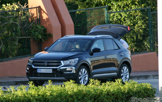 日本発売は18年 Vw新型suv ベイビーティグアン T Roc 市販型を独占初公開 Push On Mycar Life