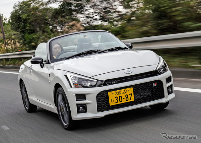 コペン Grスポーツ 新型試乗 まるで カスタマイズのお手本 のようだ 佐藤久実 Push On Mycar Life