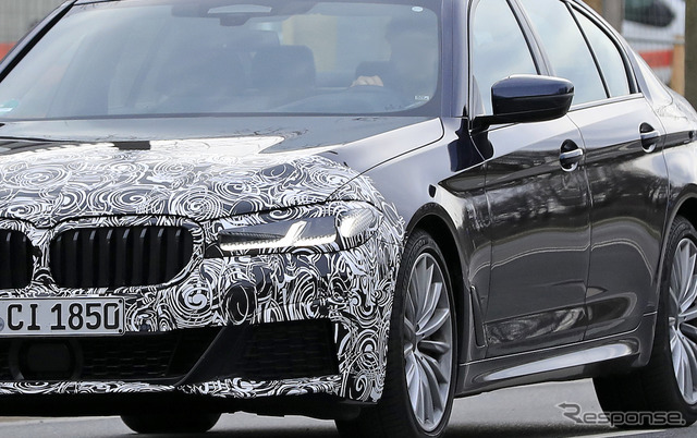 Bmw 5シリーズ 改良新型 標準モデルと Mスポーツ をダブルスクープ Push On Mycar Life