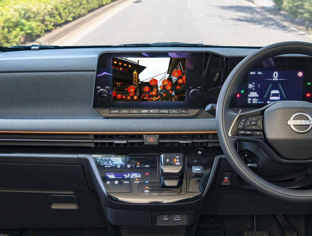 走行中でも純正ナビでテレビ視聴とナビ設定が可能！ データシステムのTV-KITにNISSAN SAKURA用が追加 | Push on!  Mycar-life