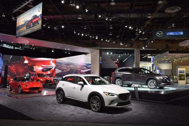 デトロイトモーターショー16 マツダブースには現行ラインナップがずらり Cx 9の技術展示も Push On Mycar Life デトロイトモーターショー16 マツダブースには現行ラインナップがずらり Cx 9の技術展示も Push On Mycar Life