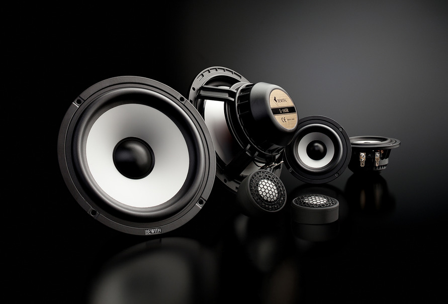 Bewith から完全新設計の高音質スピーカー Reference Am シリーズが登場 搭載デモカーのサウンドを緊急チェック Push On Mycar Life