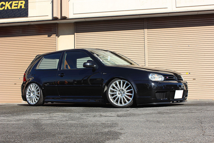 カスタム オーディオマシン Special Feature 92 Vw Golf Iv R32 By To Be Style ショップデモカー 後編 Push On Mycar Life