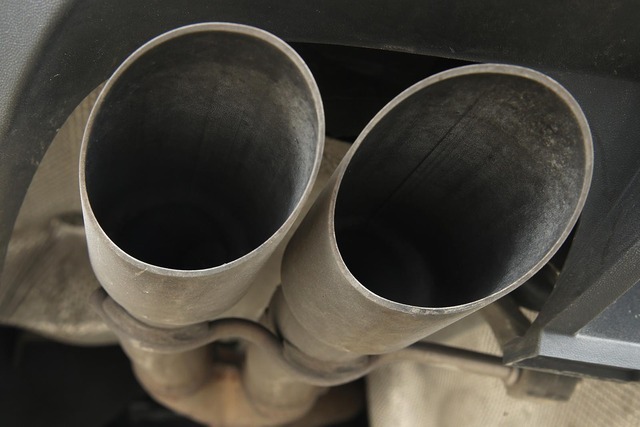 ドイツのKBA（連邦自動車局）が明らかにしたもの。「50車種以上のディーゼル車の排出ガスを調査した結果、NOX（窒素酸化物）の排出量が多い車種が複数確認された」と発表