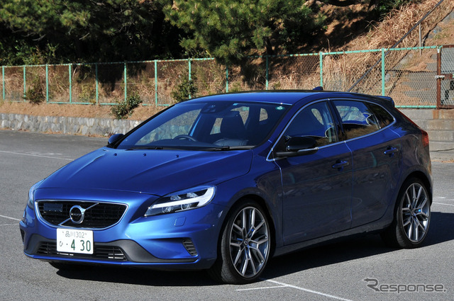 ボルボ V40 D4 Rデザイン ポールスターエディション（ポールスター・パフォーマンス・パーツ装着車）