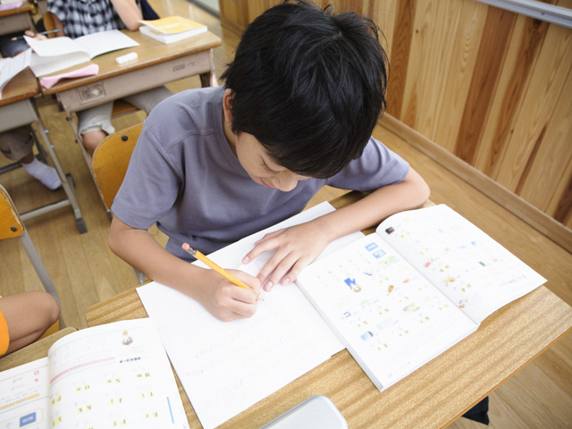 【通信教育まとめ（小学生編）】教科書や中受対応、レベル別ほか多彩な教材（画像はイメージ）