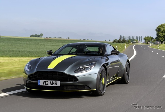 アストンマーティン DB11 AMR