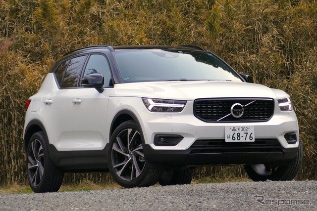 ボルボ XC40 T5 AWD R-DESIGN 1st Edition