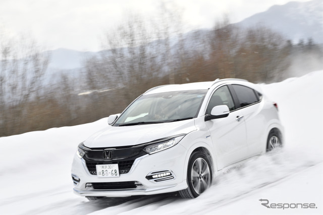 【ホンダ ヴェゼル Modulo仕様 雪上試乗】“雪道”前提ではなく、普通に運転できてしまう…佐藤久実