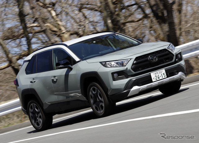 トヨタRAV4 Adventure