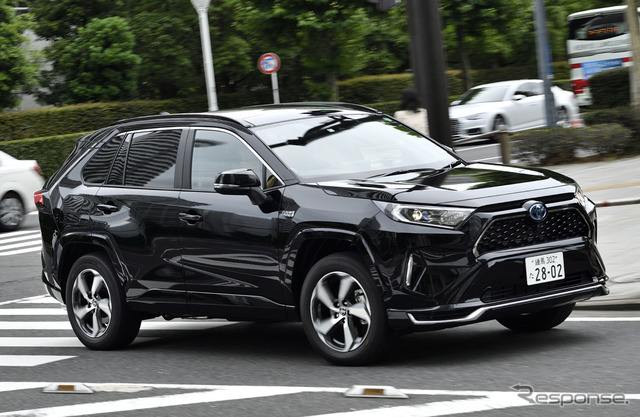 トヨタ RAV4 PHV