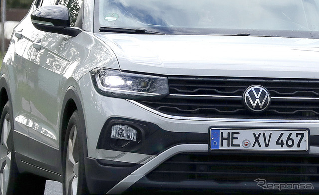 VW T-Cross 改良新型プロトタイプ（スクープ写真）