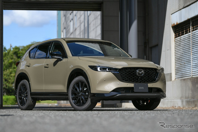 マツダ CX-5 レトロスポーツエディション（ジルコンサンドメタリック）