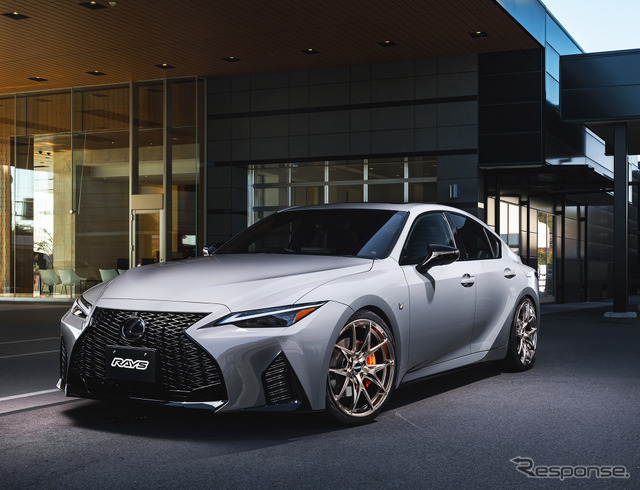 VERSUS VV21S「グレイスゴールド」× LEXUS IS Fスポーツ