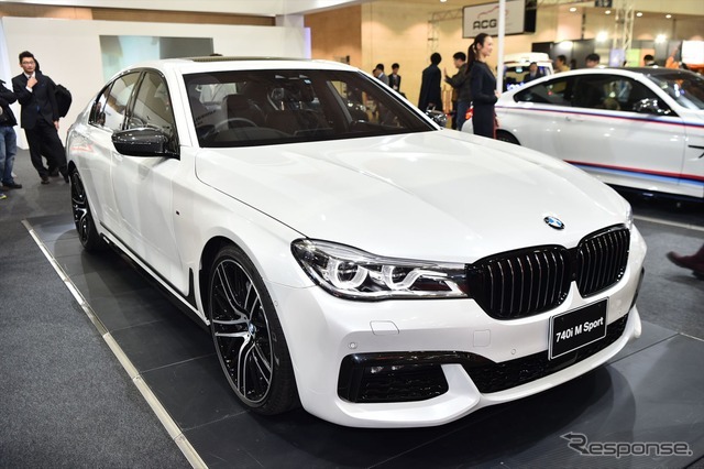 BMW 740i M Sport（東京オートサロン16）