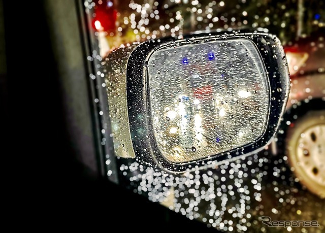 5分でできる雨対策! 専用撥水剤とフィルムでドアミラーとバックカメラが劇的に見やすい~Weeklyメンテナンス~