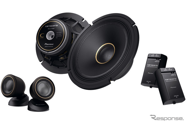 「カスタムフィット」スピーカーの一例(カロッツェリア・TS-C1740S)。