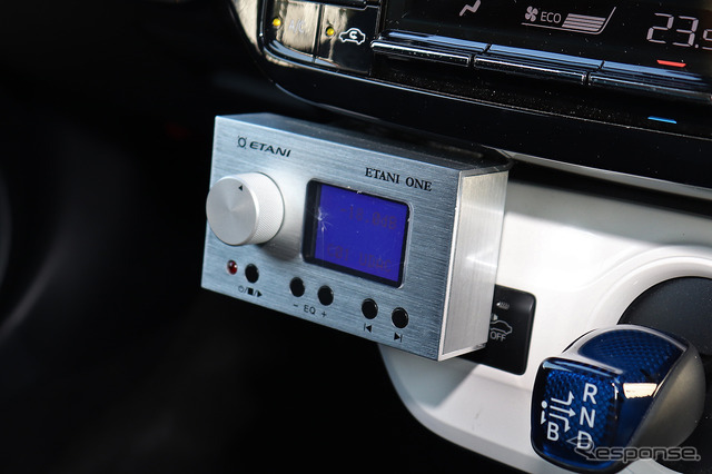 「DSP」が搭載されたオーディオカーの一例(製作ショップ:サウンドウェーブ<茨城県>)。