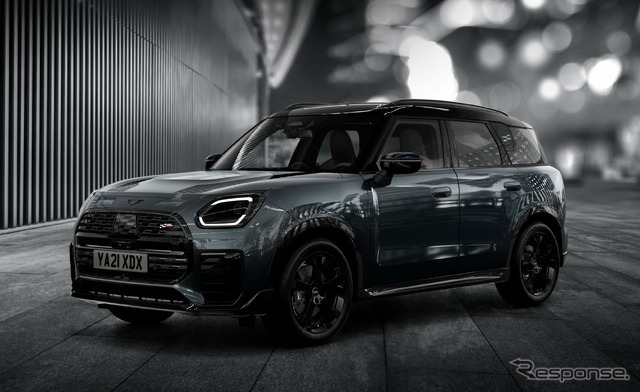 MINI『カントリーマン』新型の「シャドー・エディション」