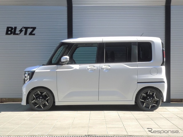 ブリッツ DAMPER ZZ-R 日産・ルークス装着例(基準車高:フロント 30mmダウン / リア 30mmダウン)