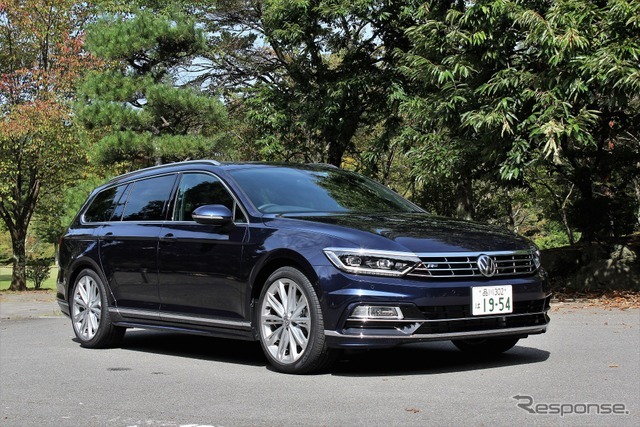 VWパサートヴァリアント2.0TSI R-Line