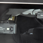 今や必須のドライブレコーダーと“もしも”に備えるレーダー探知機をつけてみた！ 画像