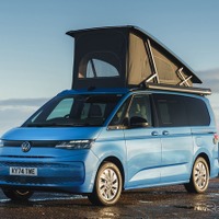 VW初のPHEVキャンピングカーが登場、快適性アップでEVモードは航続87km 画像