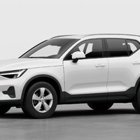 ボルボ『XC40』、新エントリーモデルに509万円の「Essential B3」追加 画像