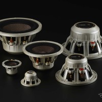 ビーウィズ、次世代フラッグシップカースピーカー「Confidence GOLD」5モデルを発表 画像