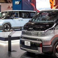 「ハイエース」にガチンコ勝負!? 斬新デザインの乗用＆商用バン、キア『PV5』が日本初上陸…ジャパンモビリティショー2025 画像