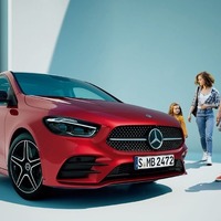 メルセデスベンツ『Bクラス』、「Urban Stars」追加…AMGライン標準装備で575万円から 画像