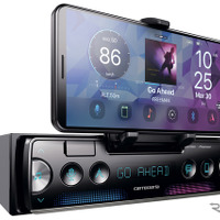 ［メインユニット最前線］第13回 最新機種の“魅力”を解剖！ カロッツェリアの「モニターレス機」なら、スマホを便利に使い倒せる！ 画像