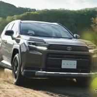 トヨタ『RAV4』新型発表にSNS興奮！「俺たちのいかついRAV4」「コミコミ450万円は魅力か」など話題に 画像