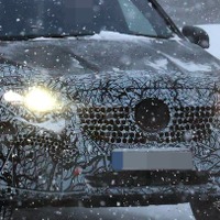 メルセデスAMG『GLE53』新型、ハイライトは大型グリルと新ヘッドライト！ 画像