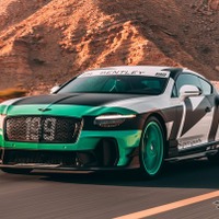 ベントレー『スーパースポーツ』新型、カスタマイズ仕様を発表…666馬力の後輪駆動車がベース 画像