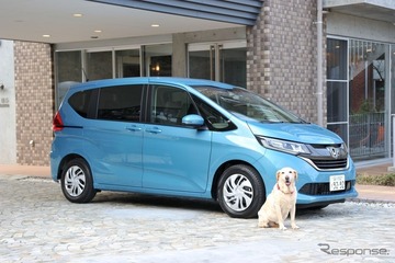 【ホンダ フリード・フリード＋でペット旅 後編】新作も登場、アイディア満載の純正ペットアクセサリー 画像