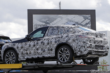 今度はファストバックスタイルか！ BMW X4次期型を激撮！ 画像