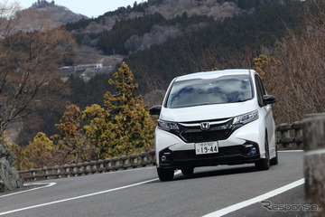 【ホンダ フリード モデューロX 試乗】走りにこだわるファミリー派には魅力的な存在…片岡英明 画像
