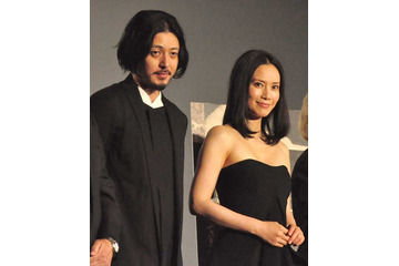 オダギリジョー、中谷美紀から監督にキスするように“指令”を受けるも「無理でしょ！」 画像