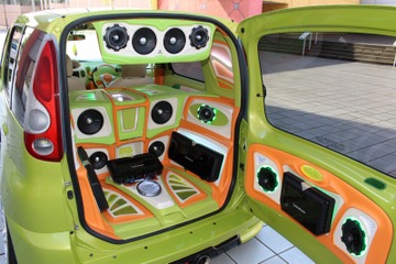 カスタム・オーディオマシン SpecialFeature!!  TOYOTA FUNCARGO（オーナー・園部方大さん）　by　 Warps　前編 画像