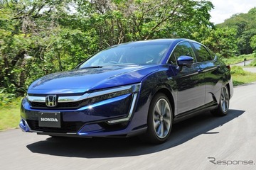 【ホンダ クラリティPHEV 試乗】いくら秀才だって、ダサけりゃ彼氏にしたくない…岩貞るみこ 画像